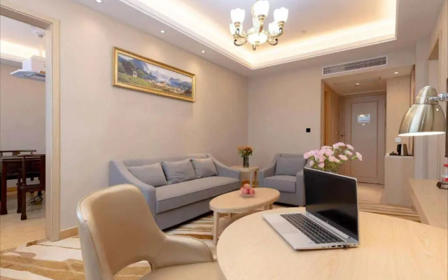 Vienna International Hotel (Wuhan Miaoshan Institute of Technology)