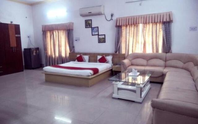 UIT Rest House And Restaurant Hotel