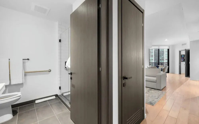Luxury Studio with Stunning Views & Pool
