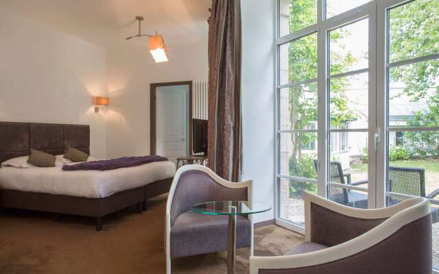 Clos de Vallombreuse, The Originals Relais