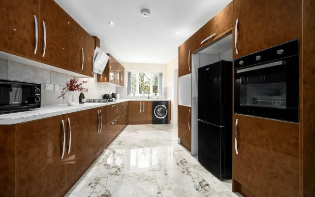Deluxe House in Harborne