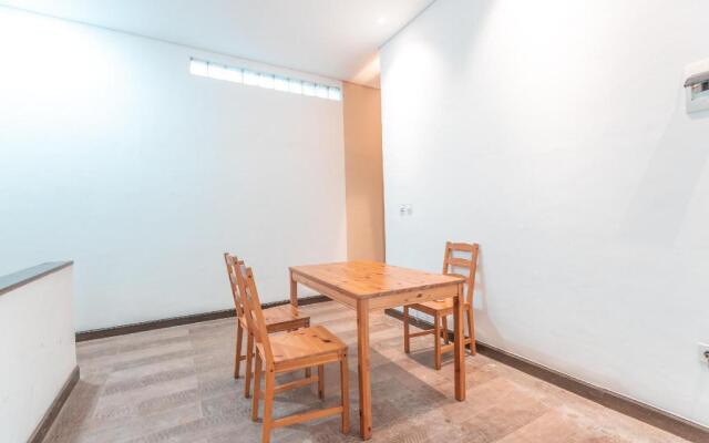 OYO 2248 Yayah Rooms Syariah