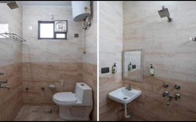 OYO 70147 Rp Residency