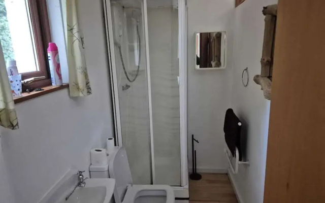 Bellhouse Hassendeanburn- Sleeps 10 hot tub