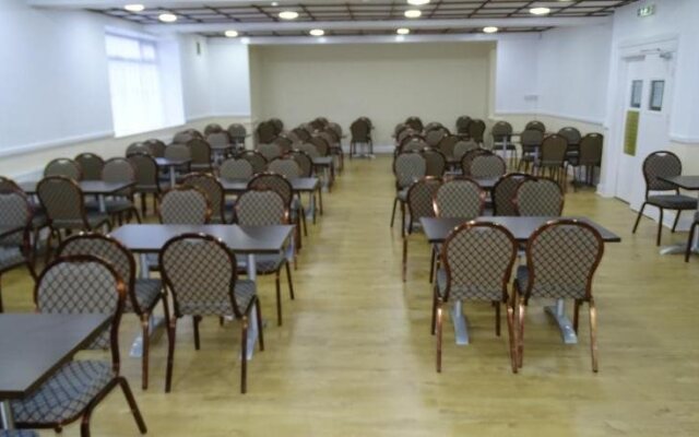 AA Central Hotel