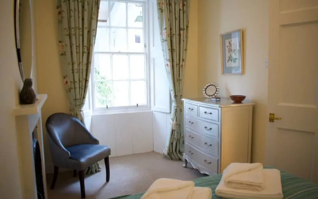 Beautiful 2 Bedroom City Centre Apartment