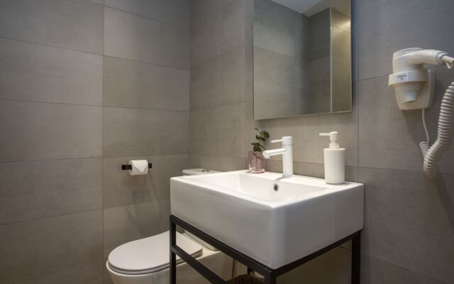 Aila II Hotel Boutique