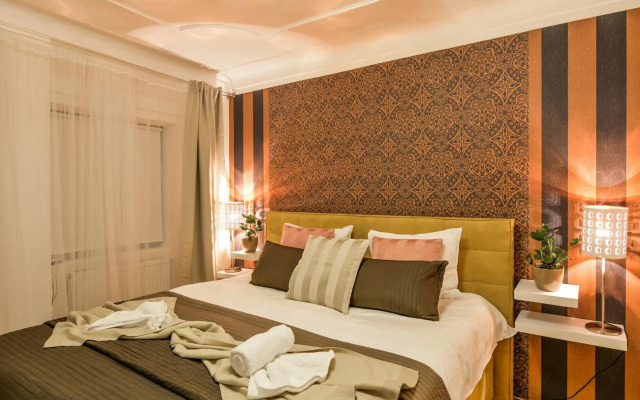 Royal Route Residence