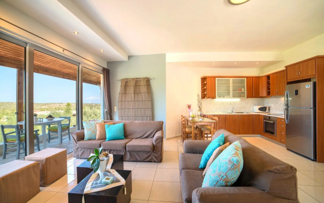 Olive Green Villa Heated Pool