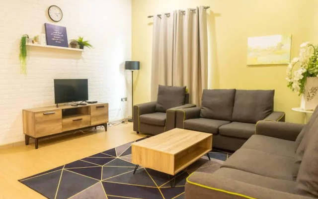 2 Storey Semi-D Homestay Nilai and KLIA, F1 Sepang with Pool – Guest Rooms – Labu