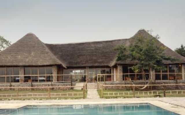 Ihamba Lakeside Safari Lodge