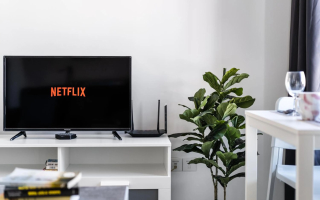 MUJI B&W Studio - Seaview at 218 Tropicana NEAR Komtar Food Heaven Heritage with Netflix – Guest Rooms – George Town
