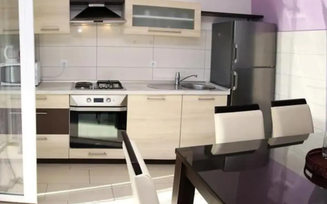 Remarkable 2-bed Apartment in Srima With sea View