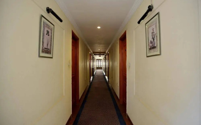 OYO Rooms Dairy Den Circle