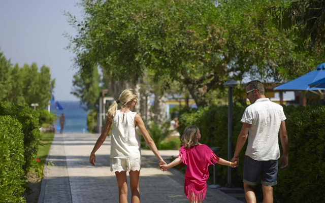 Esperides Beach Resort
