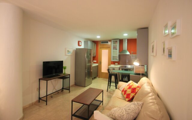 Apartamento CasaTuris cerca del Castillo