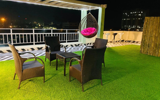 BluO Lake View Studio NewTown, Terrace Garden, Gym