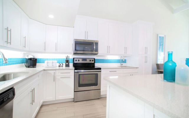 Cayman Luxury Rentals at Sunset Cove