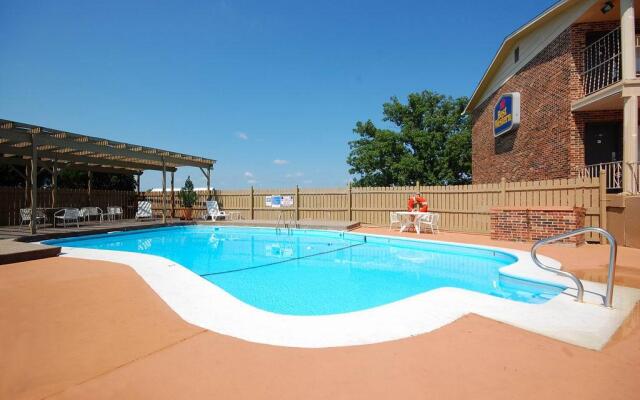 Best Western Montis Inn