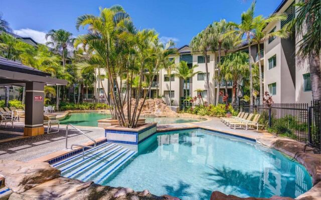 Currumbin Sands Holiday Apartments