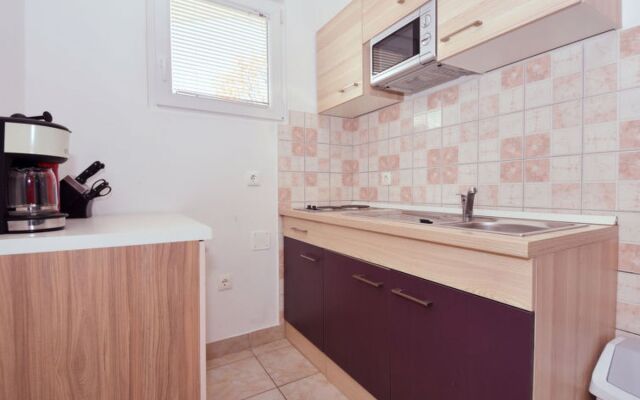 Apartment Aurora Maslenica