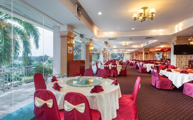 Orna Golf and Country Club
