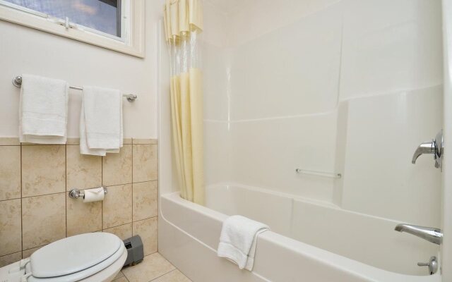 Americas Best Value Inn Providence North Scituate