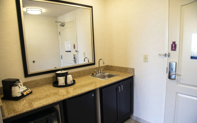 Hampton Inn & Suites Sharon, PA