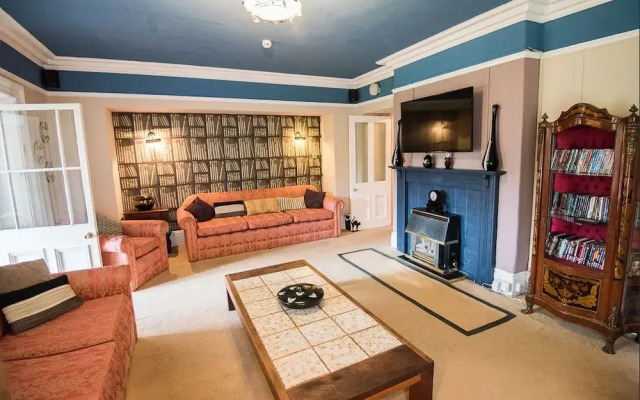 The Woodlands Hotel - Guest house