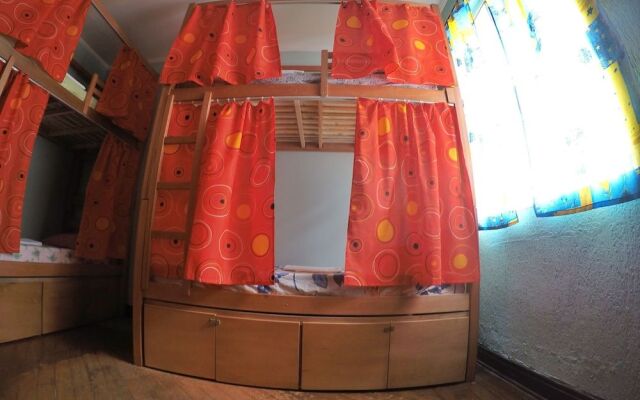 Red Monkey Hostel: Água Branca