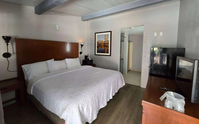 Super 8 by Wyndham San Jose Airport