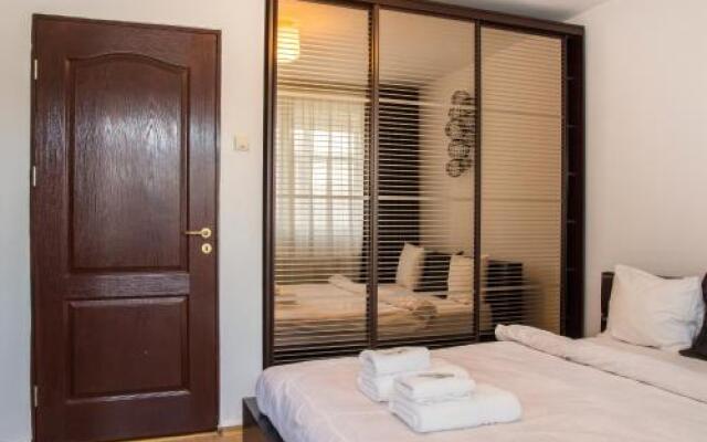 Tineretului 20 Redbed Self catering Apartments