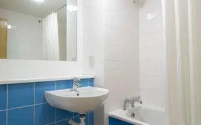 Travelodge Dundee Central