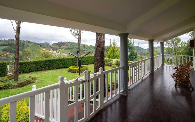 StayVista at Casa Pinnacle