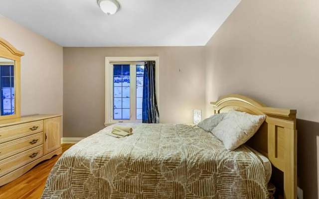 Beautiful 2 Bedroom Chalet