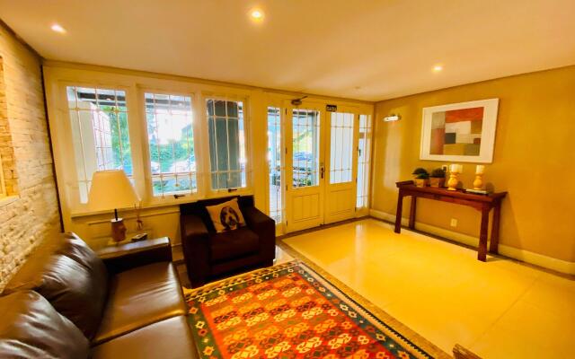 Bosque de Asturias - NA MELHOR LOCALIZAÇÃO - 09 Pessoas