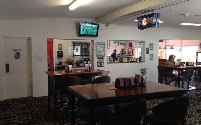 Railway Hotel Bundaberg
