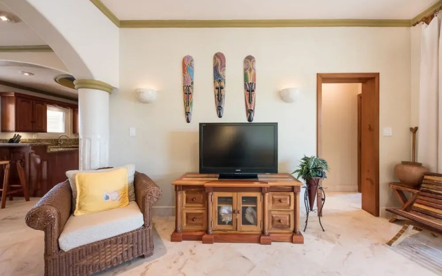 Belizean Cove Estates