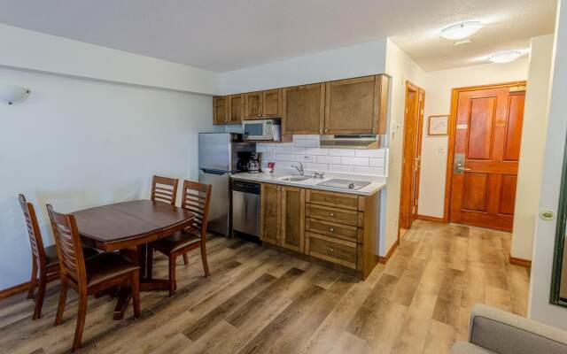 Hearthstone Lodge