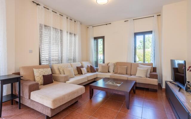 Villa Iliana in Poli Crysochous