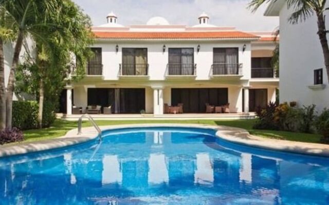 Villa Hibiscus