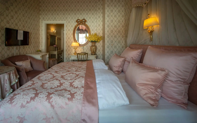 Hvedholm Slotshotel
