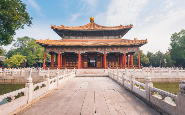 7 Days Premium Beijing Lufthansa Sanyuan Dong Qiao