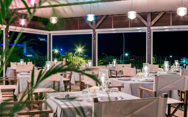 Idyll Suites - Adults Only