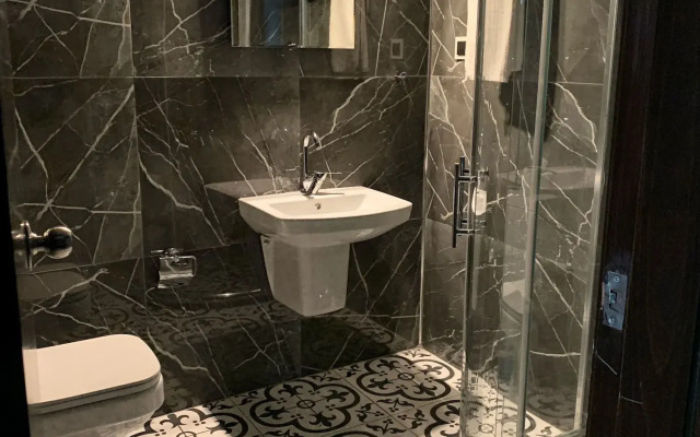 Omur Hotel