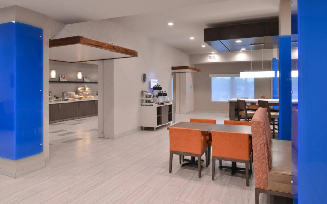 Holiday Inn Express & Suites Houston E - Pasadena by IHG