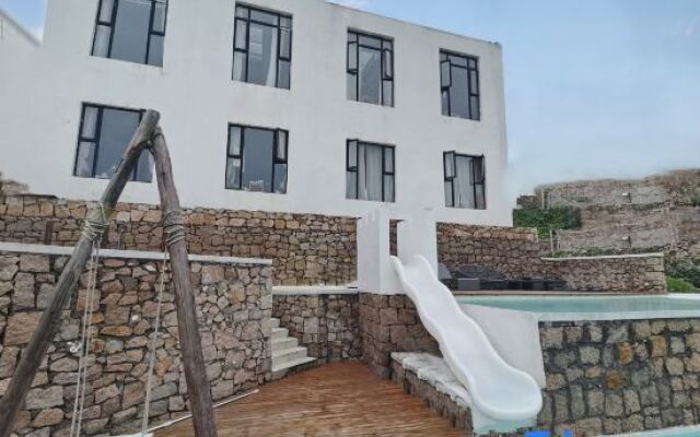 Yunxi Sea View Holiday Guesthouse