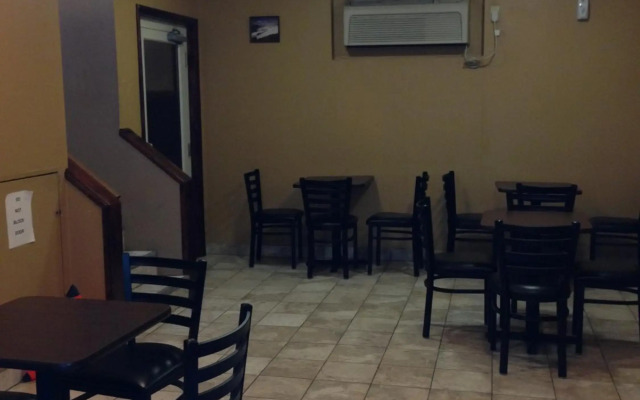 Kalika Hotel