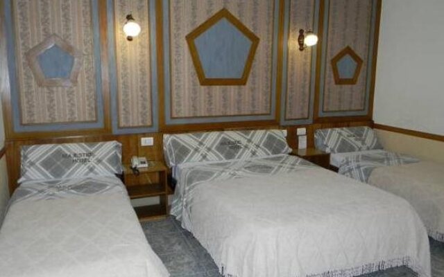 Hotel Majestic