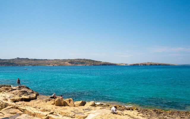 Islet Promenade Studio with Seaview